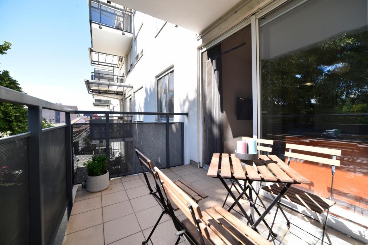 Block Apartment Park With Private Garage Parking Zagabria Esterno foto